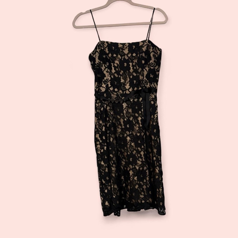 Vintage 1995 Laundy by Shelli Shell lace dress with bow med‎